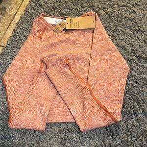 Pink long sleeve seamless